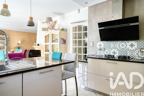 Maison à vendre 6 pièces 140 m² Briis-sous-Forges