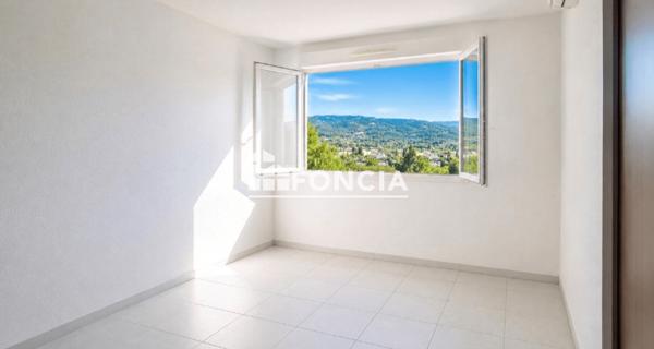 À vendre Appartement 3 pièces 45 m² - Grasse 06130