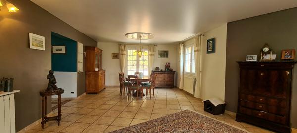 Maison 6 pièces - 209 m²