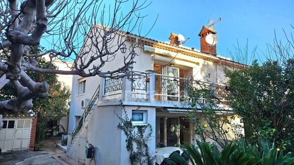 Cavalaire-sur-Mer – Maison de charme au calme absolu, à deux pas de la mer