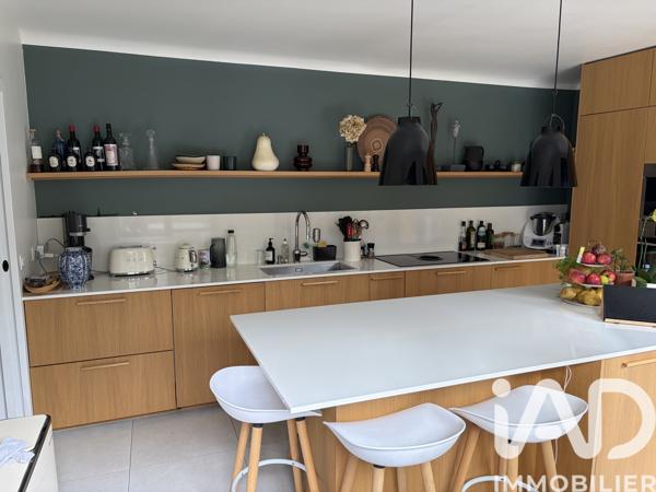 Maison à vendre 7 pièces 185 m² Suresnes