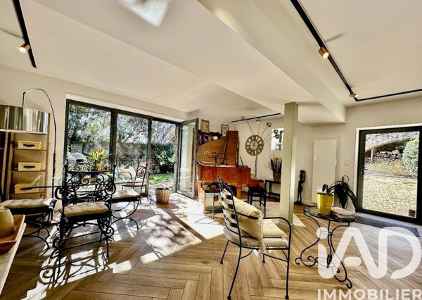 Maison à vendre 10 pièces 368 m² Donzenac