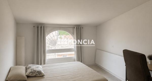 À vendre Appartement 4 pièces 110 m² - Orange 84100
