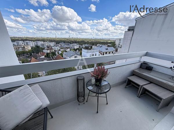 Suresnes Mont Valerien - Appartement 3 pièces de 63m² avec balcon 5m² vue Paris