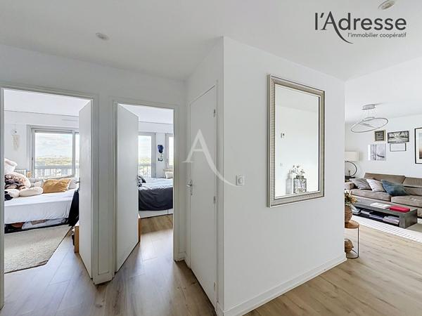 Suresnes Mont Valerien - Appartement 3 pièces de 63m² avec balcon 5m² vue Paris
