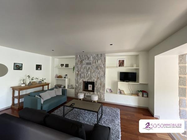 Belle maison en pierre rénovée