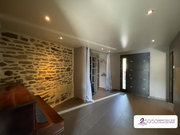 Belle maison en pierre rénovée