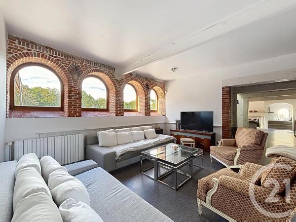 Maison à vendre  9 pièces - 390 m 2   LOUVIERS  - 27