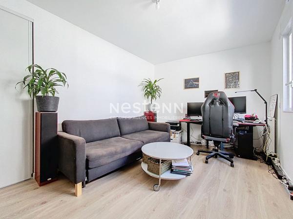 A vendre - Appartement T4 en duplex de près de 97 m² avec terrasse, stationnement et ascenseur dans résidence récente (2022) "Angers Gare"