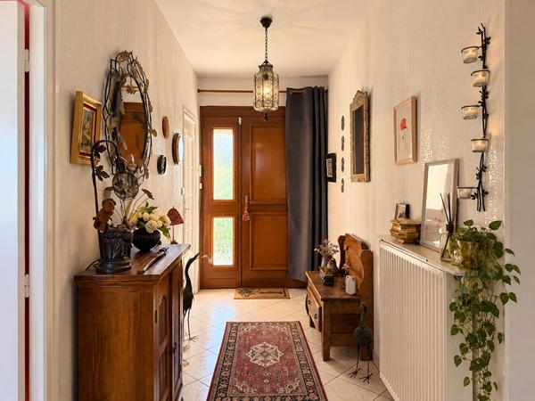 À VENDRE - SAINT-HILAIRE-SAINT-FLORENT - MAISON AVEC VUE EXCEPTIONNELLE SUR SAUMUR