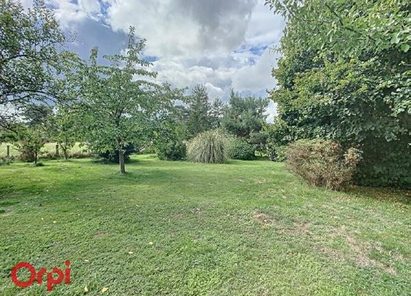 Maison à vendre    5 pièces •  Louroux-de-Bouble