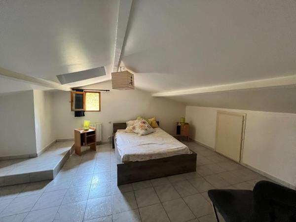 CHÂTEAUNEUF-DE-GADAGNE – Maison familiale avec 2 suites parentales et piscine