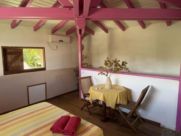 Ravissante villa + bungalow