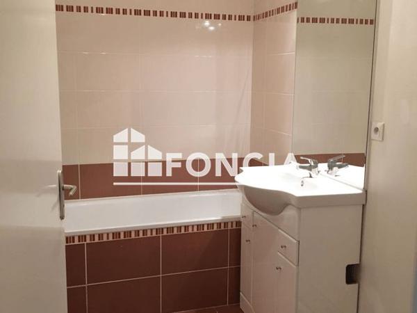 Location Appartement 2 pièces 39.6 m² - 13 BIS RUE DE LA CHAPELLE Evreux 27000