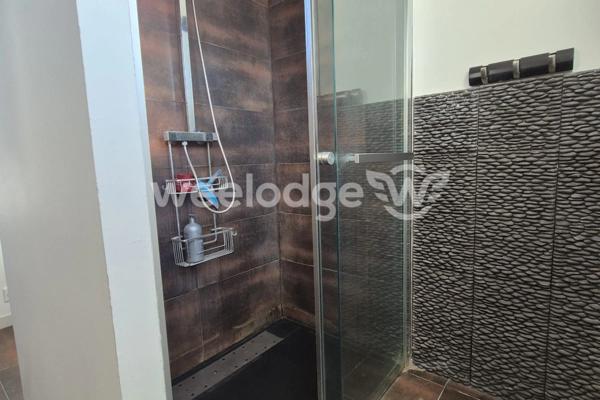 Appartement à vendre 5 pièces de 154,87 m² à Frontignan