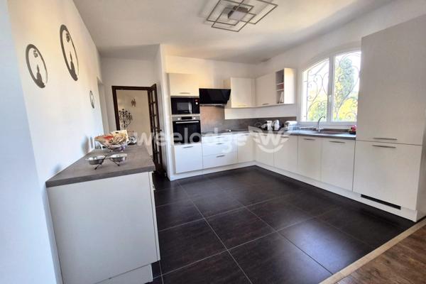 Appartement à vendre 5 pièces de 154,87 m² à Frontignan