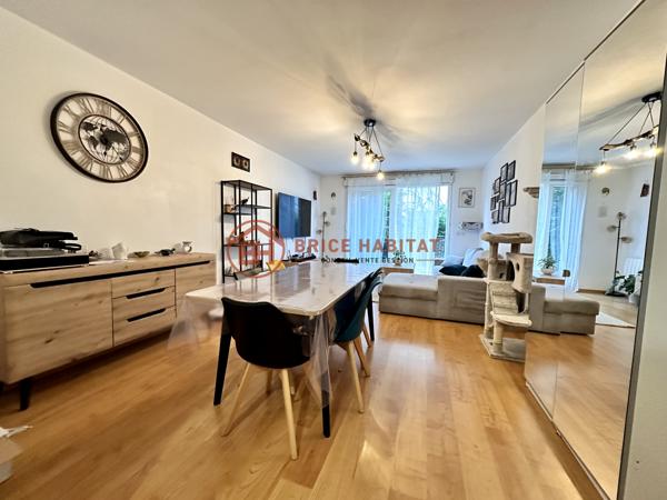 Appartement 3 pièce(s) 2 chambre(s) 71 m²
