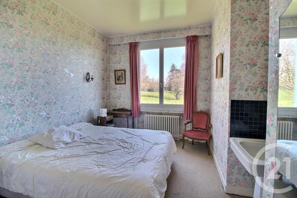 Maison à vendre  10 pièces - 196,96 m2 FERE EN TARDENOIS - 02