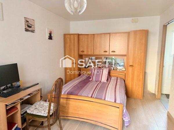 Maison 137m² 3chb potentiel en +100m²  -  cour