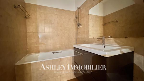 À VENDRE -  APPARTEMENT TYPE 2 - LA ROCHELLE QUARTIER LA GENETTE - PROCHE MER