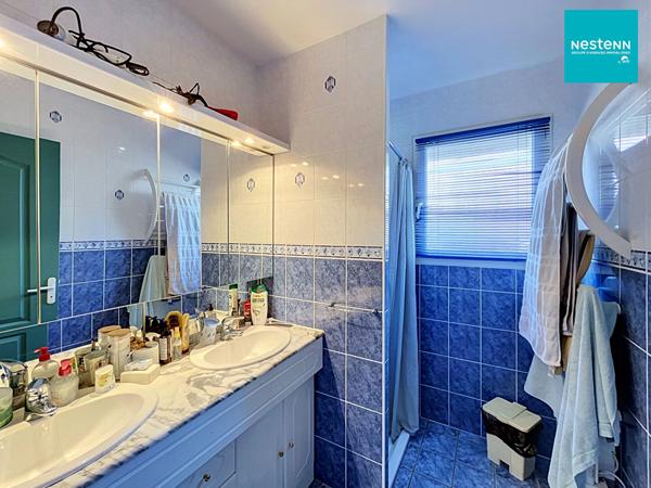 Maison de plain-pied 108 m² environ - 3 chambres - Montbrison - Terrain clos