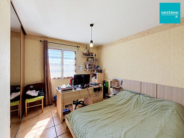 Maison de plain-pied 108 m² environ - 3 chambres - Montbrison - Terrain clos