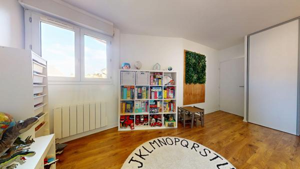 VILLEMOMBLE MAGNIFIQUE APPARTEMENT T3 82m2