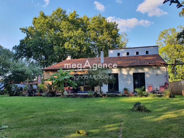 Maison à ROYAN, 17200 - 7 pièces 180m²