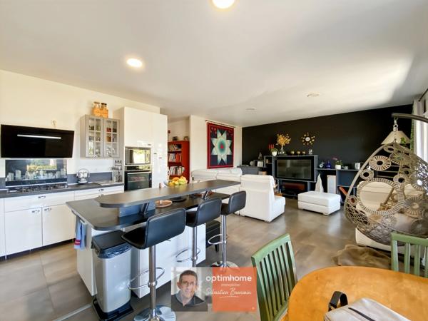 Maison contemporaine de plain-pied – Environ 140 m² – Construction 2020 – 3 chambres – Dole
