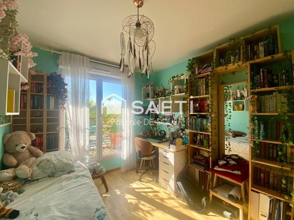 COMME UNE MAISON, avec 4 CHAMBRES et RER à 5mn