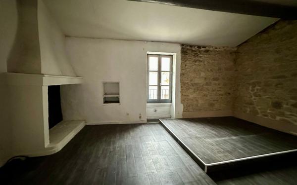 Maison à vendre    7 pièces • 210,44 m2 Milhaud