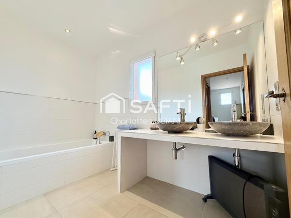 Propriété de standing unique avec vue mer - OLMETO