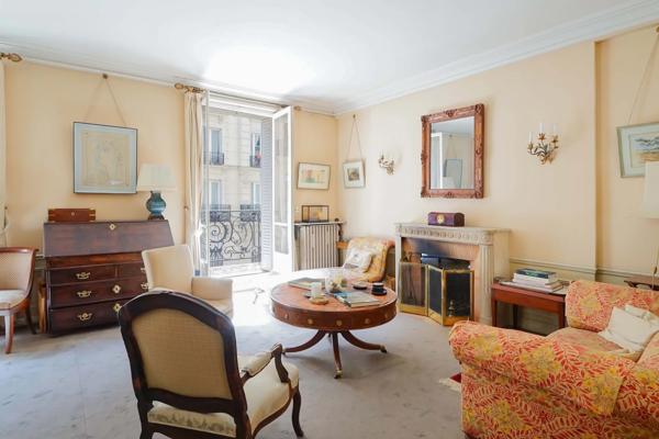 Appartement Paris 7 e - GROS CAILLOU / DUPONT DES LOGES