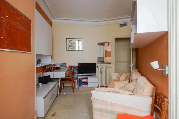 Appartement Paris 7 e - GROS CAILLOU / DUPONT DES LOGES