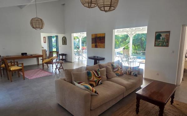 Maison à louer    4 pièces • 142,58 m2 Le François