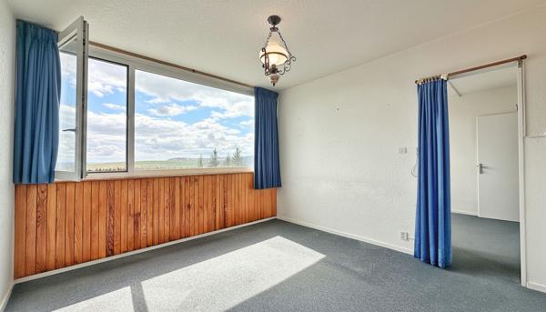 Appartement original 3 pièces à vendre à Super Besse