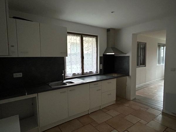 Location Appartement 4 pièces 98 m2 à Saint-Georges-sur-Eure