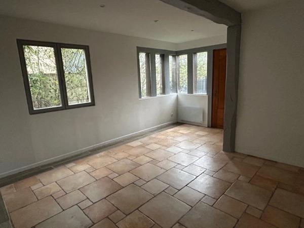Location Appartement 4 pièces 98 m2 à Saint-Georges-sur-Eure
