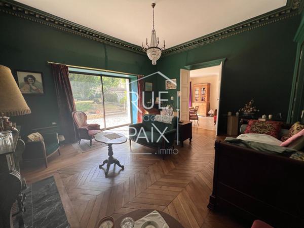 86200 LOUDUN Hôtel particulier de charme au coeur de Loudun !