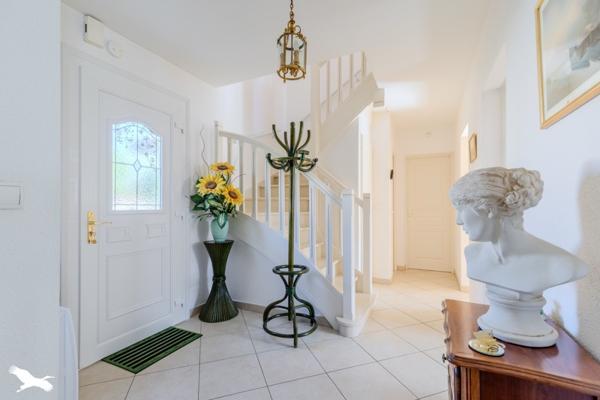 Maison à vendre 349 650 € Saint-Loubès 6 p 136 m² DPE C