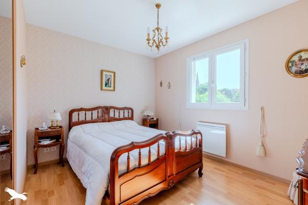Maison à vendre 349 650 € Saint-Loubès 6 p 136 m² DPE C