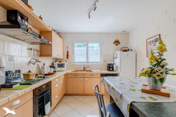 Maison à vendre 349 650 € Saint-Loubès 6 p 136 m² DPE C