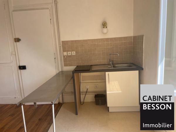 GRENOBLE - T2 - 7 RUE LAFAYETTE