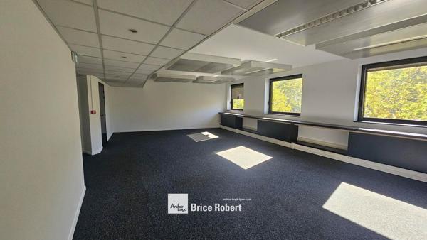 Bureaux à louer Lyon 3ème surfaces divisibles accès centralisé transports