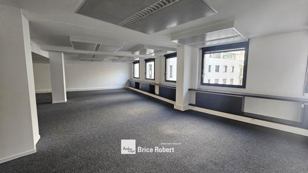Bureaux à louer Lyon 3ème surfaces divisibles accès centralisé transports