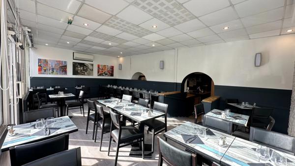 A vendre restaurant hypercentre de Bergerac - local 114m2 + terrasse