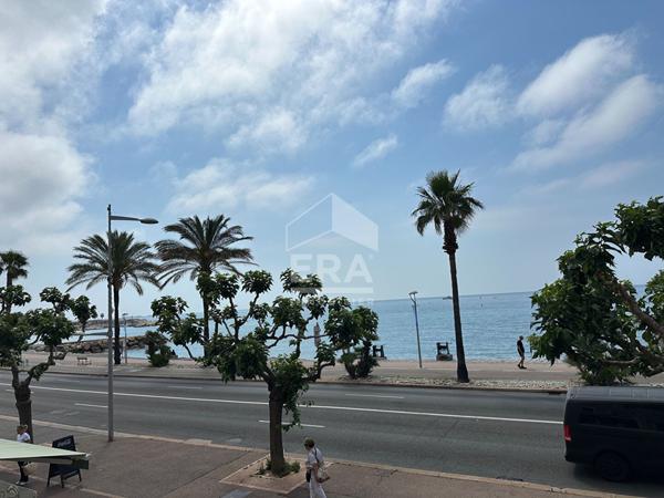 Le Cros-de-Cagnes à vos pieds - Appartement 2 pièces front de mer