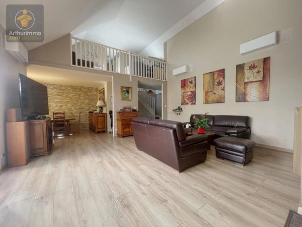 Vente Maison 7 pièces 176 m2 à Périgny