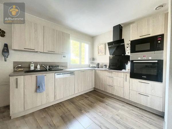 Vente Maison 7 pièces 176 m2 à Périgny