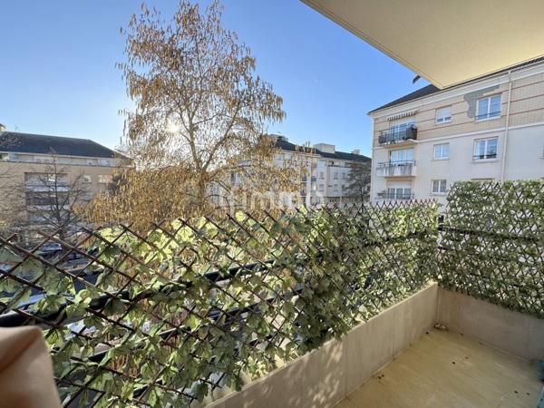 Créteil - M° ligne 8 - 4 Pièces 75M2